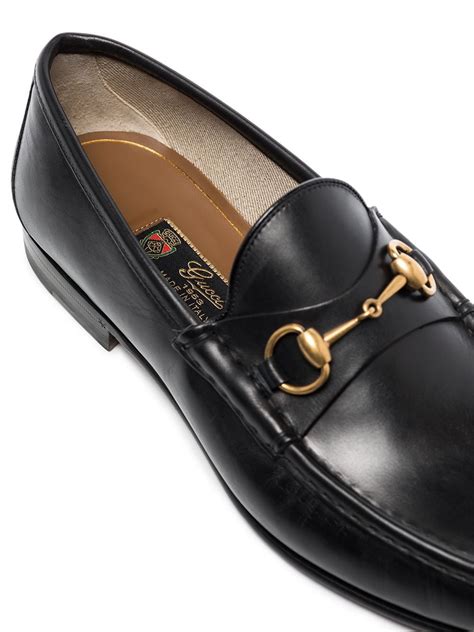 Men's loafer with Horsebit in black shiny leather 